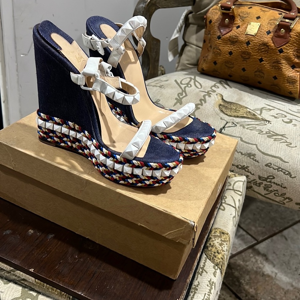 Christian Louboutin wedge size 40